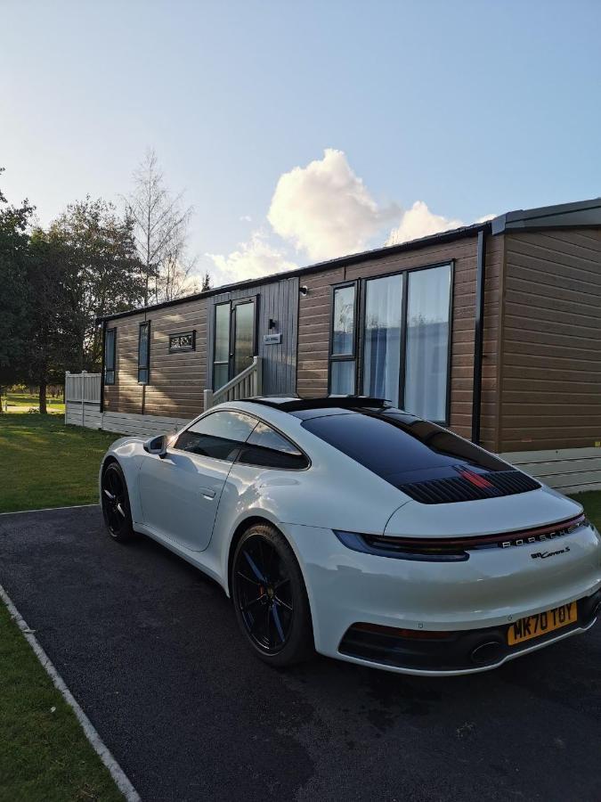 Jjs Lakewood Lodge York