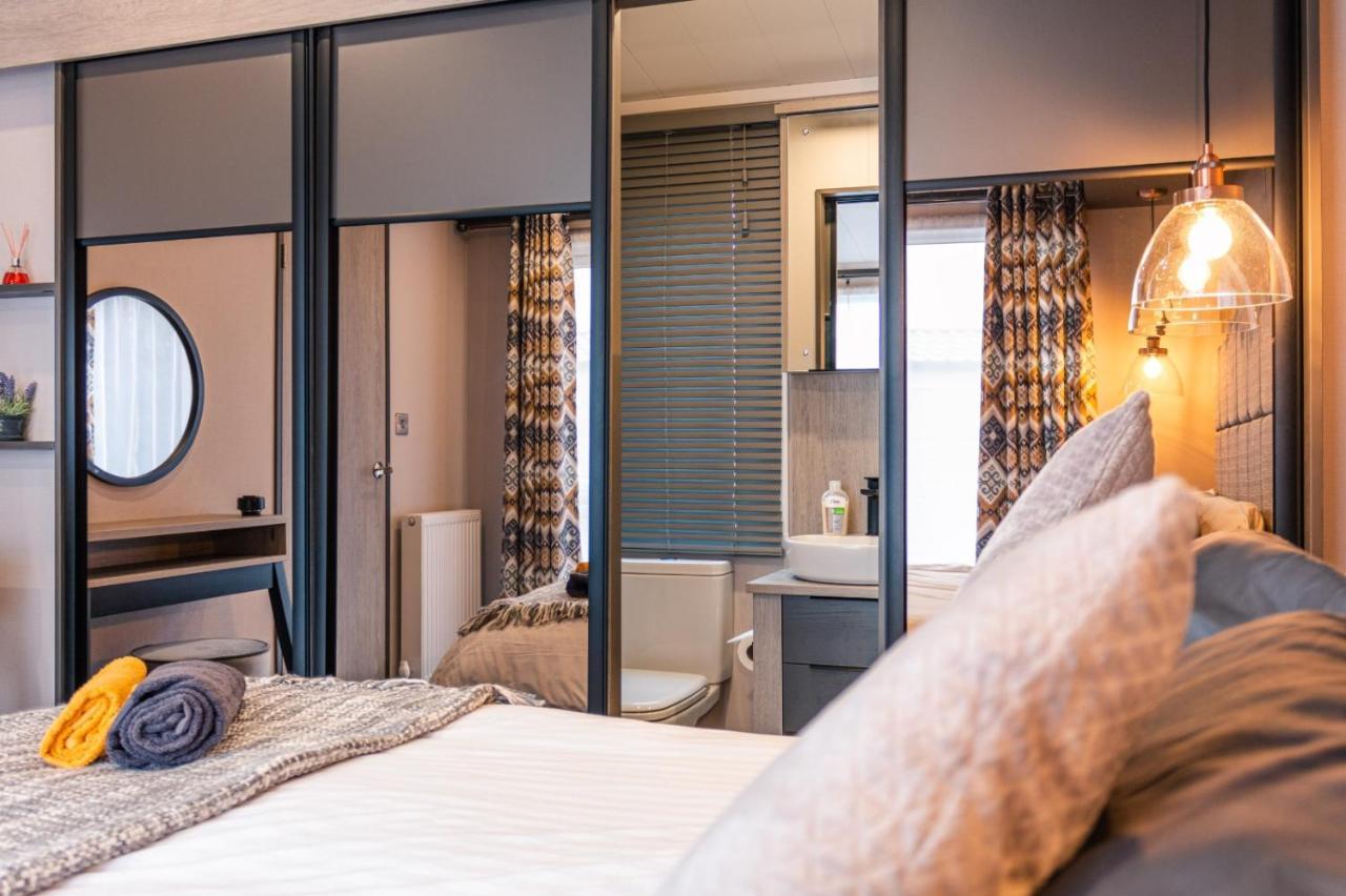 Jjs Lakewood Lodge York