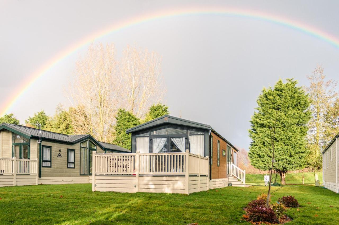 Lodge Jjs Lakewood York